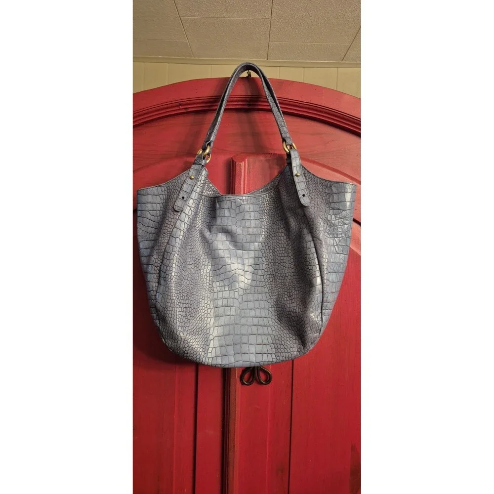 Brahmin Jacqueline Large Hobo Periwinkle Blue Melbourne Croc Leather Bag EUC